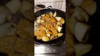 Chicken and aloo roast recipeshorts 🤗 [upl. by Guevara]