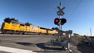 UP 9913 Manifest West  old Davis road railroad crossing Davis CA [upl. by Attoynek]