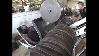 RONNIE COLEMAN PRENSA CON 2300 LIBRAS [upl. by Cran]