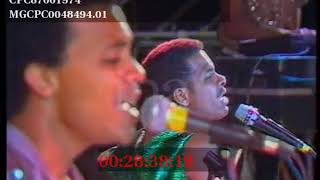 Jocelyne BeroardJean Philippe Marthely  Pa Bisouin Pale  CLIP LIVE  1985 [upl. by Adnalor]