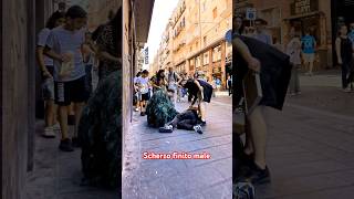 Pianta scherzo Napoli 😂paura humor scherzo bushman bushmanprank prank pranks reaction fyp [upl. by Ernest453]