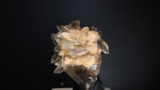 Oriented lattice Quartz on feldspar baveno twins with Kaolinite included Albite [upl. by Weisbrodt213]