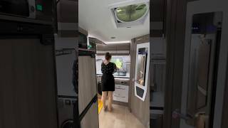 22yearold Sai De reardoor RV 1000AH lithium battery 800W solar energy fourway [upl. by Aina]