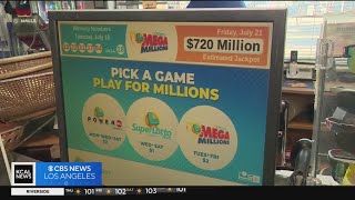 Lotto players hold out hope for Mega Millions jackpot day after 1 billion Powerball winner drawn [upl. by Archle]