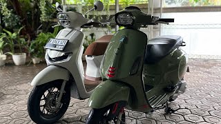 Diadu Honda Stylo 160 vs Vespa Sprint S Satu Kelas Beda Harga [upl. by Kilian]