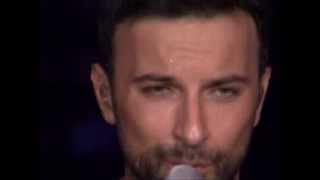 Tarkan Harbiye 2013  Tarkandan Başkan Tunç Soyere teşekkür Verme akustik [upl. by Yrrak865]