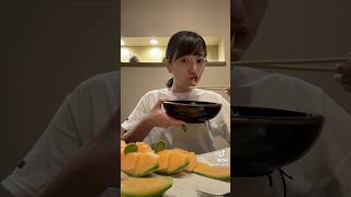 メロンと野菜ラーメン食べる子 食べる動画 食べるだけ 食べる女子 [upl. by Ilona]