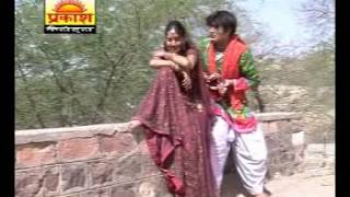 New Lok Geet  Raste Raste Chalti Bannasa  Rajasthani Banna Banni Video Song [upl. by Nannerb505]