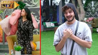 Bigg Boss 17 Live Munawar Faruqui Ne Mannara Chopra Ko Bola Masoom Camera Samne Demand [upl. by Agler]