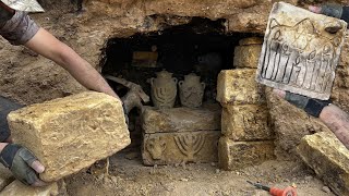 The moment a hidden cave discovered a Jewish treasure dating back centuries by Metal detector [upl. by Wistrup]