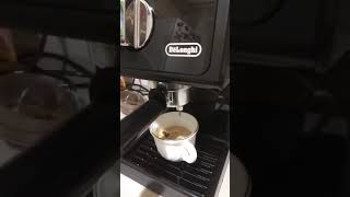 Delonghi ECP 3121 mini review making espresso [upl. by Airual931]