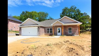 2586 Revolution Drive Cape Girardeau MO  MLS 24040423  BeckyBuehlercom [upl. by Adey306]