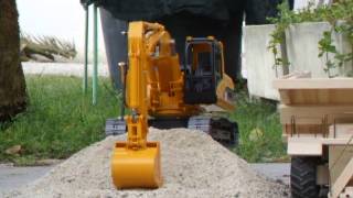 video escavatore autocostruito rc cat 320 [upl. by Ahseetal]