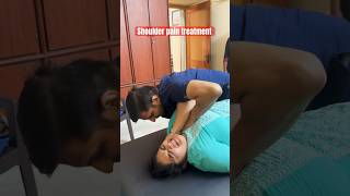 Shoulder pain treatment instant relief shortsfeed chiropratic best chiropractor in Bangalore [upl. by Horowitz617]