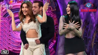 Pooja Hegde Jacqueline Salman Khan Madness Dance on Current Laga Re at Cirkus Promotion [upl. by Copland]