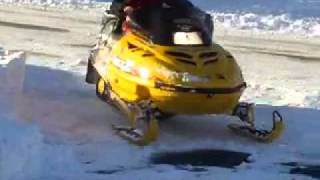 1998 skidoo MXZ 440 [upl. by Aiak]