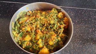 Aloo palak recipe🥰🥰 [upl. by Natalee973]