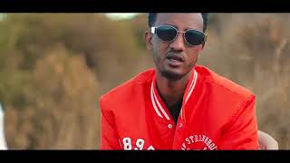 Xariir Axmed Mooyi Saan Ahay New Song OfficialVedio Music [upl. by Ellingston751]