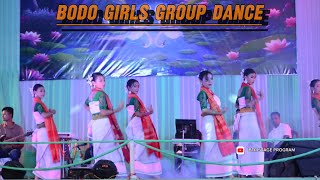 Girls Group Dance Video Stage performance 😱😍 Mobla De sofai kh Song Dance groupdance [upl. by Rolf786]