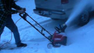 toro 1800 power curve electric snow blower [upl. by Hsirrap910]