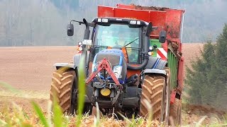 VALTRA T193 mit HAWE Universalstreuer amp CLAAS Scorpion beim Miststreuen FullHD [upl. by Ellevel]