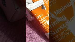 The derma co pore minimise sunscreen review [upl. by Eilrak]