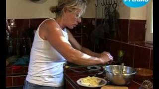 Comment faire des oeufs mimosa [upl. by Crysta]