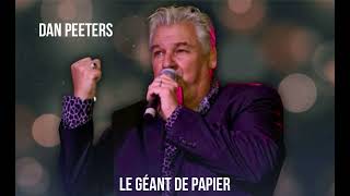 Le Géant de papier DAN PEETERS [upl. by Alilahk]