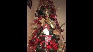 DECORACION ARBOL DE NAVIDAD 20172018 CON CINTAS Y MALLAS EN ROJO Y DORADO [upl. by Steward589]