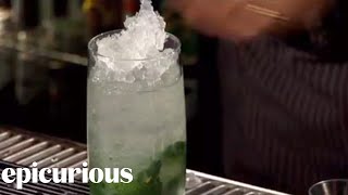 How to Make a Mojito Cocktail [upl. by Jak]