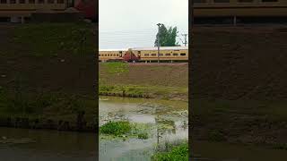 train cartoon railgadi shortvideo shorts rellshort tram train exprees mail gadi canter [upl. by Jacobah]