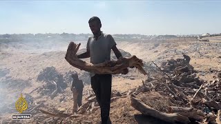 Gaza bez energenata Drveni ugalj tražen solarni paneli za dopunu telefona [upl. by Forrer824]