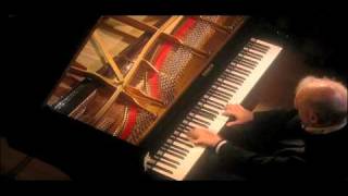 Barenboim on Beethoven quotPathetiquequot 3rd movement [upl. by Ethben]