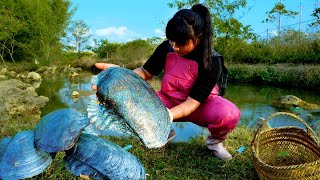 The rarest pearl extraction the girl discovered an invisible treasure hidden in the water [upl. by Elvyn]