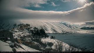 Castelluccio di Norcia quotRoll Cloudquot [upl. by Attwood]