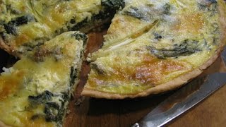 Как сделать французский пирог Киш Лорен с творогом и шпинатомQuiche Lorraine [upl. by Odnomra544]