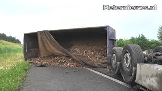 Aanhanger met container op de kant op A28 bij Spier [upl. by Lewap]