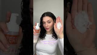 HOW TO USE A MOUSSE GEL VS A FOAMING GEL ON CURLY HAIR [upl. by Blackmun87]