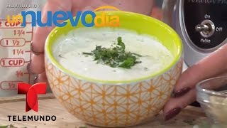 Recetas de cocina Cómo hacer Aderezos con Yoghurt  Un Nuevo Día  Telemundo [upl. by Michon]