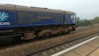 DRS 66424 amp 88010 at Wakefield kirkgate 81124 [upl. by Suoilenroc]