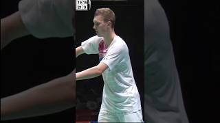 Axelsen’s Amazing Returns to Lee Chong Wei’s Shots badminton badmintonlovers shorts [upl. by Eimam353]