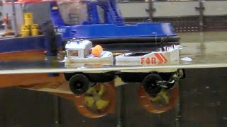 Ein LKW geht baden  Amphitruck erforscht Miniatur Wunderland [upl. by Knah826]