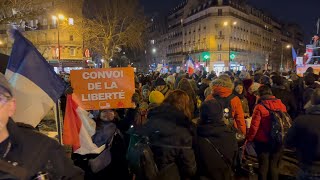 Manifestation de soutien aux convois de la liberté à la place Denfert Rochereau à Paris 11022022 4 [upl. by Etteneg]