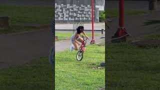 No te lleves la patineta 🛹 🤣 humor bromaspesadas comedyfilms funny bromasgraciosas [upl. by Ranzini]