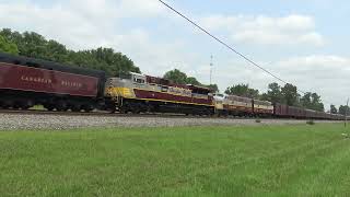 18 CP 2816 stepping through Anacoco LA on 5 25 2024 [upl. by Ahseat846]