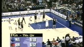 Deutschland VS Neuseeland  Basketball Weltmeisterschaft 2002 letztes Viertel [upl. by Skurnik]