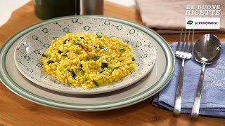 Orzotto con zafferano e zucchine  LE BUONE RICETTE DI PAM E PANORAMA [upl. by Nod148]