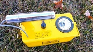 Anton CDV700 Model 5 Geiger Counter Taken apart and operational [upl. by Bouley379]