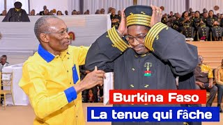 Voici la nouvelle tenue des juges au Burkina Faso et certains se moquent [upl. by Jarrell965]