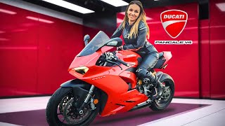 2025 NEW DUCATI PANIGALE V4 AND V4 S FIRST LOOK AND SPECS [upl. by Tymon]